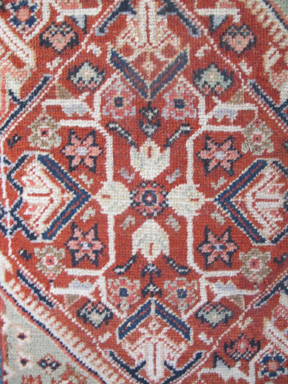 Antique Persian Mahal Rug with soft colours, 2.10m x 1.30m (7' x 4' 3