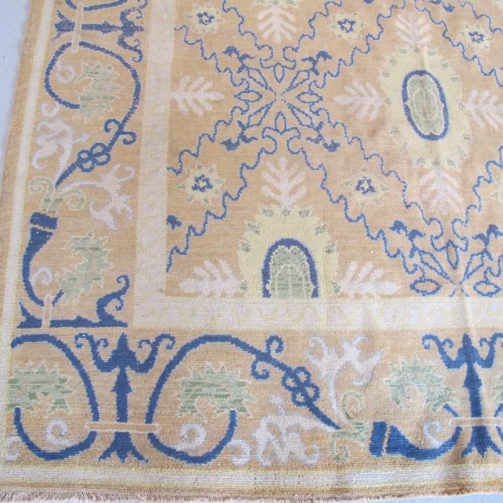 Early 20th century Spanish Carpet, 3.20m x 1.77m (10ft 6inches, by 5ft 10 inches) View II