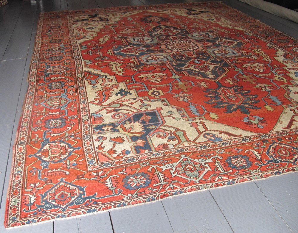Exceptional Serapi Carpet, circa 1860, 3.80m x 2.98m (12ft 6 inches x 9ft 10 inches). View II