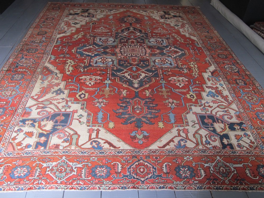 Exceptional Serapi Carpet, circa 1860, 3.80m x 2.98m (12ft 6 inches x 9ft 10 inches). View VIII