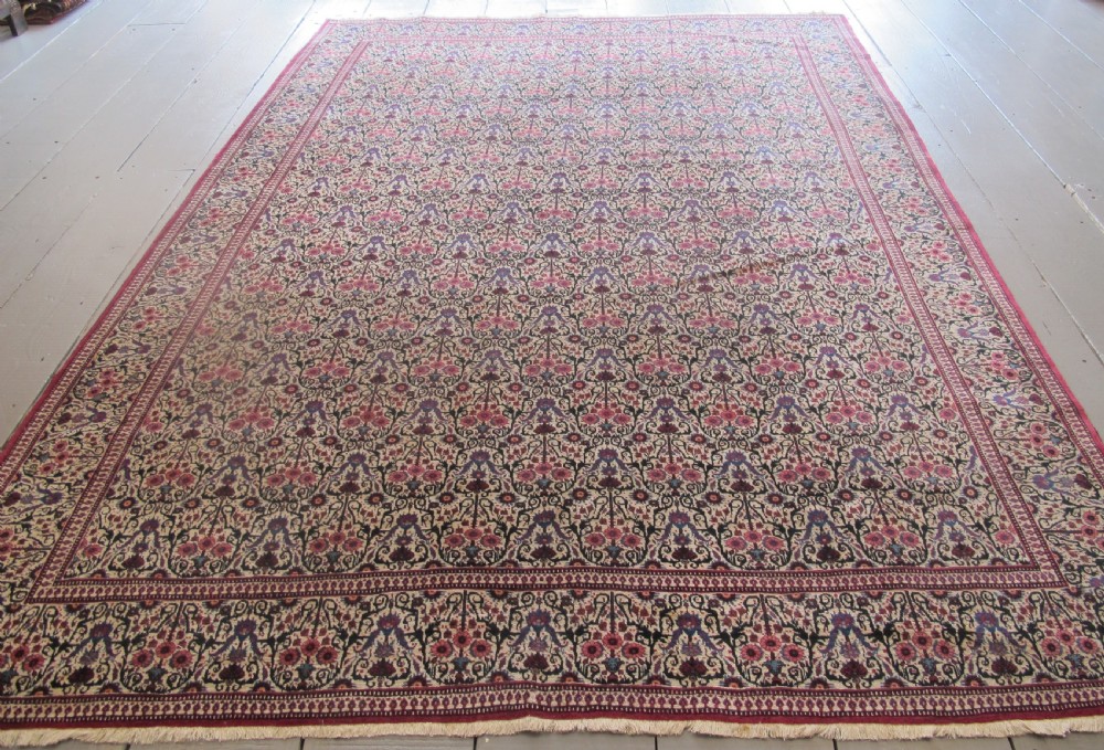 Fine East Persian Carpet, circa 1920, 3.06m x 2.12m (10' x 7')