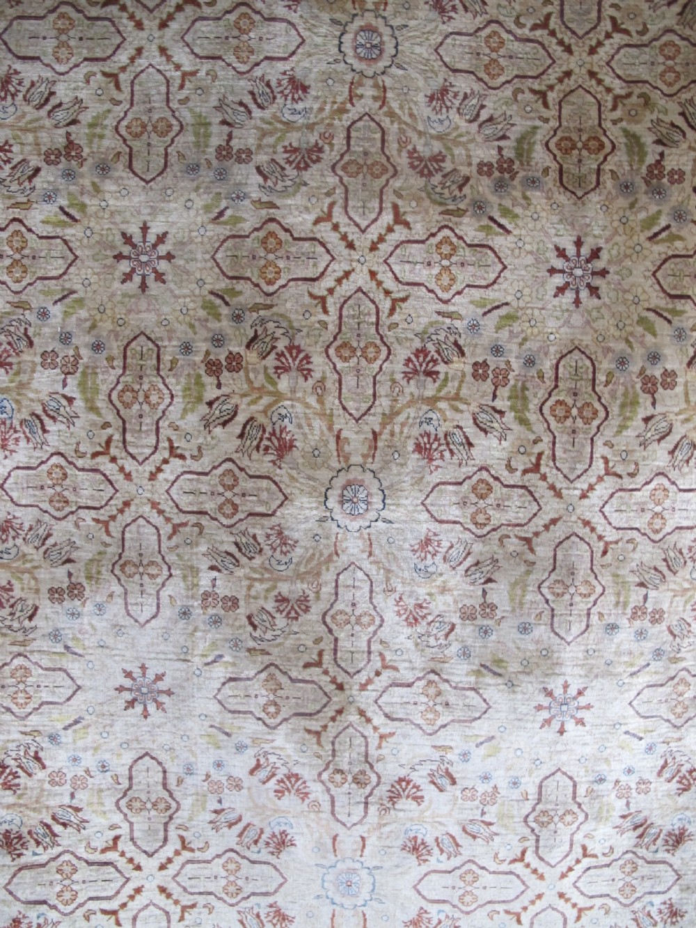 Fine Turkish Silk Rug, 1.86m x 1.30m, (6'1