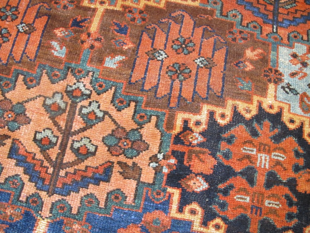 Fine Antique Persian Baktiari Rug, circa 1910, 1.93m x 1.58m. View III