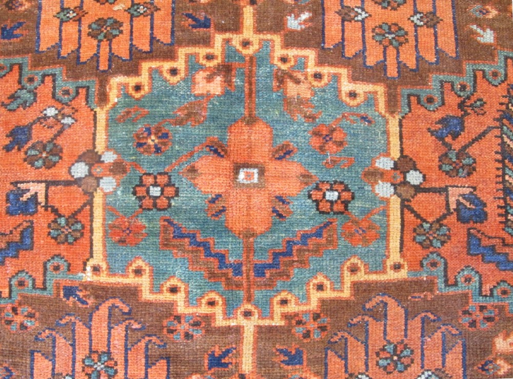 Fine Antique Persian Baktiari Rug, circa 1910, 1.93m x 1.58m. View V