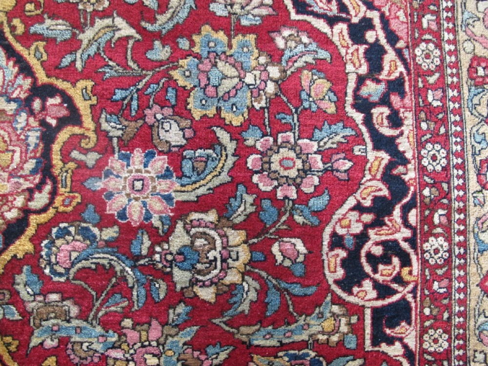 Fine Antique Isfahan Rug, 2.12m x 1.42, Central Persia, Circa 1890 View IX