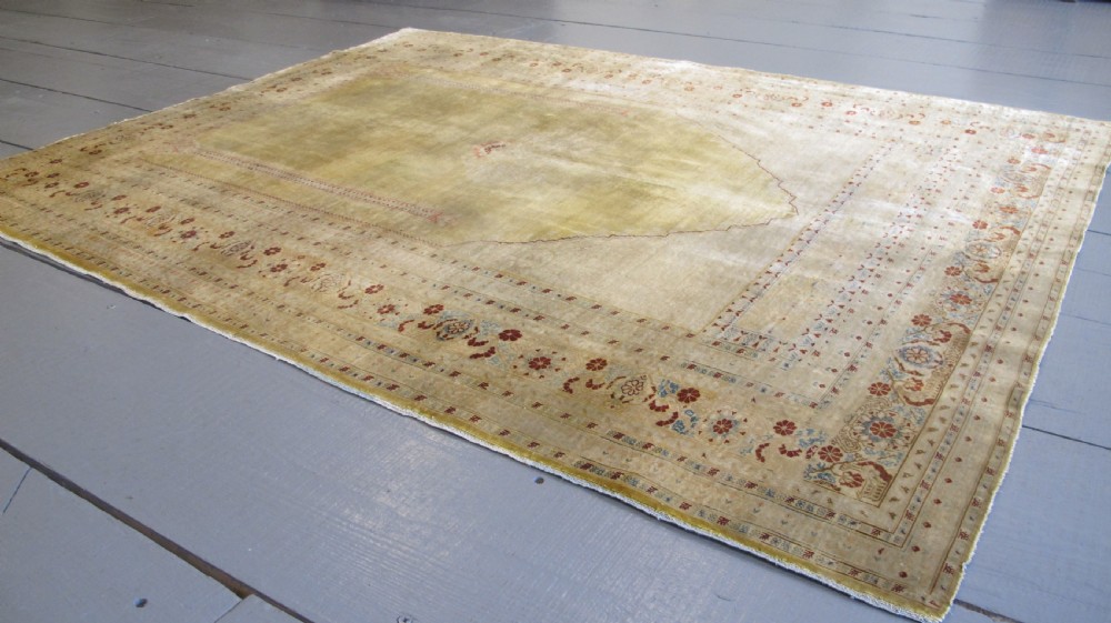 Fine Antique Tabriz Silk Rug, 1.60m x 1.25m View IX