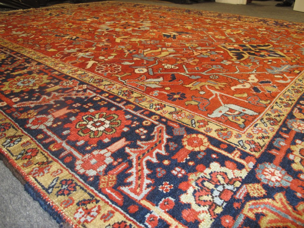 Very Pretty Antique Heriz Carpet, 3.50m x 2.65m View V