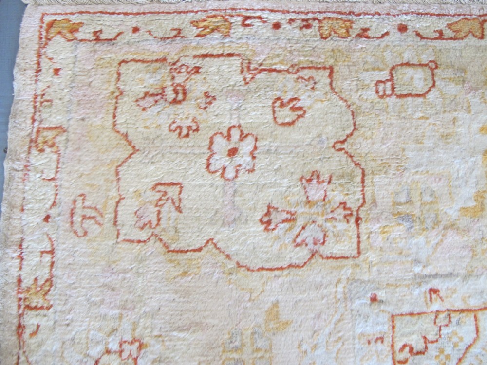 Fine Borlou Carpet, 4.54m x 3.50m View VI