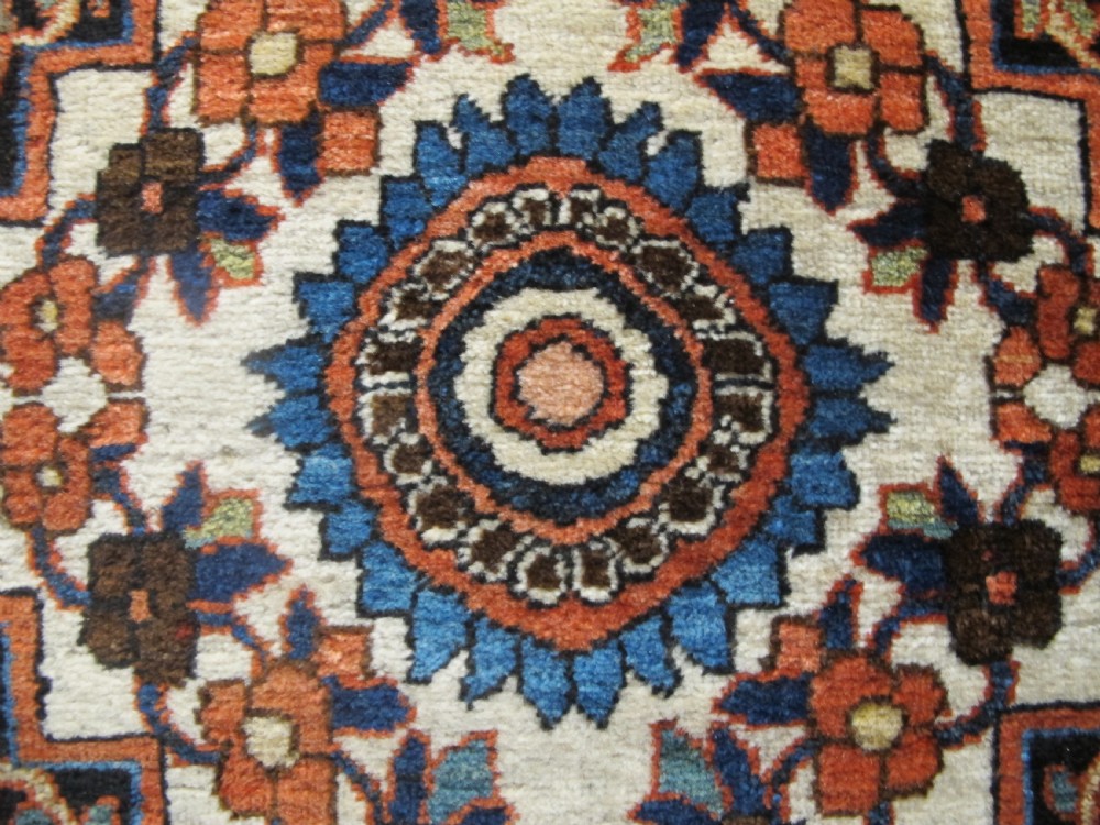 Fine Baktiar Rug, 2.20m x 1.46m View III
