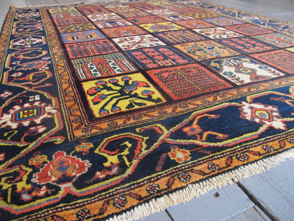 Baktiar Rug, 2.04m x 1.54m, Persia Circa 1900 View VI