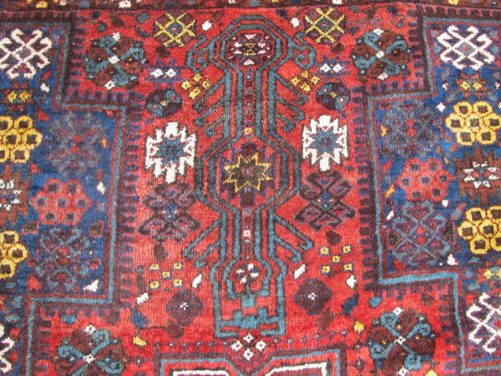 Decorative South Persian Tribal Carpet, circa 1900, 2.97m x 2.15m View VIII