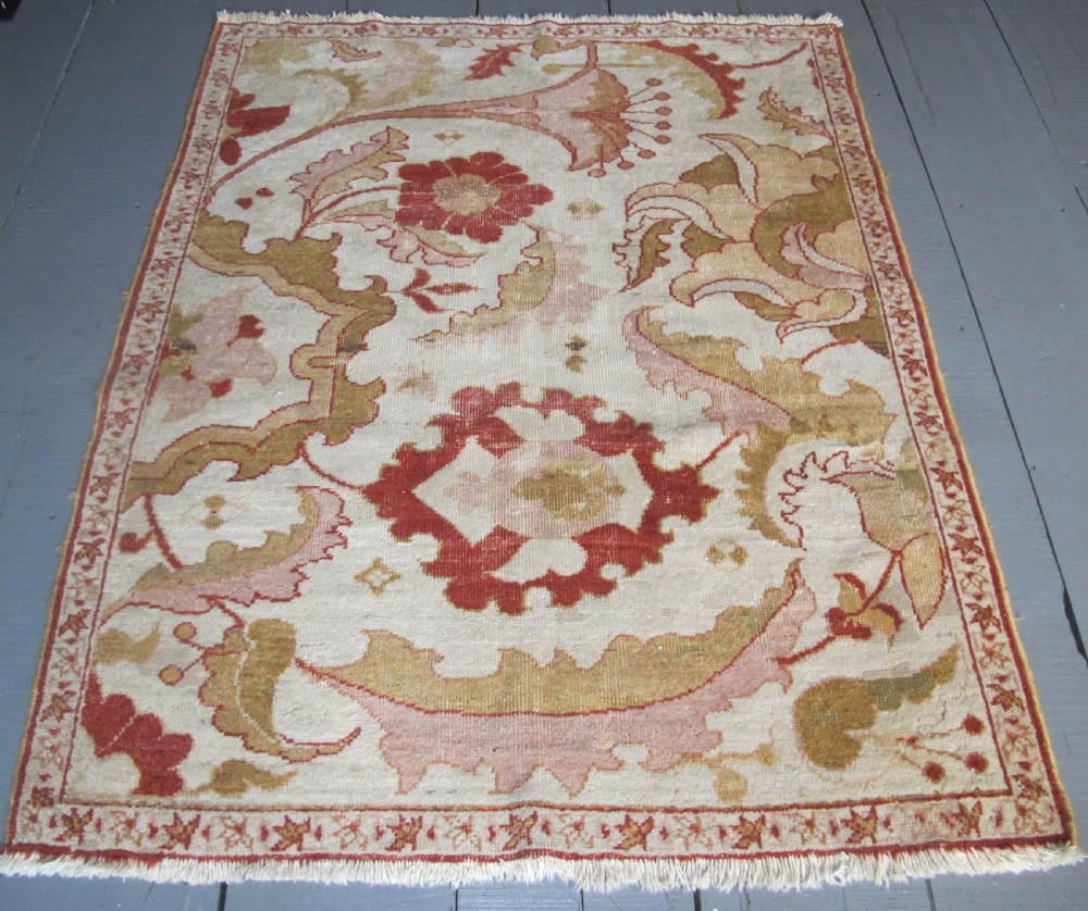 Antique 'Ziegler' Rug 1.50m x 1.15m 