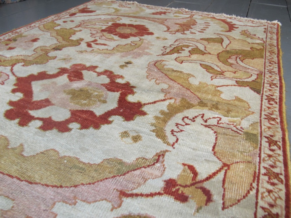 Antique 'Ziegler' Rug 1.50m x 1.15m  View III
