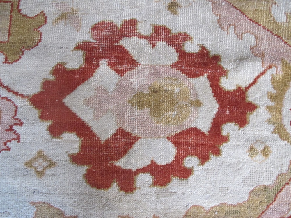 Antique 'Ziegler' Rug 1.50m x 1.15m  View IV
