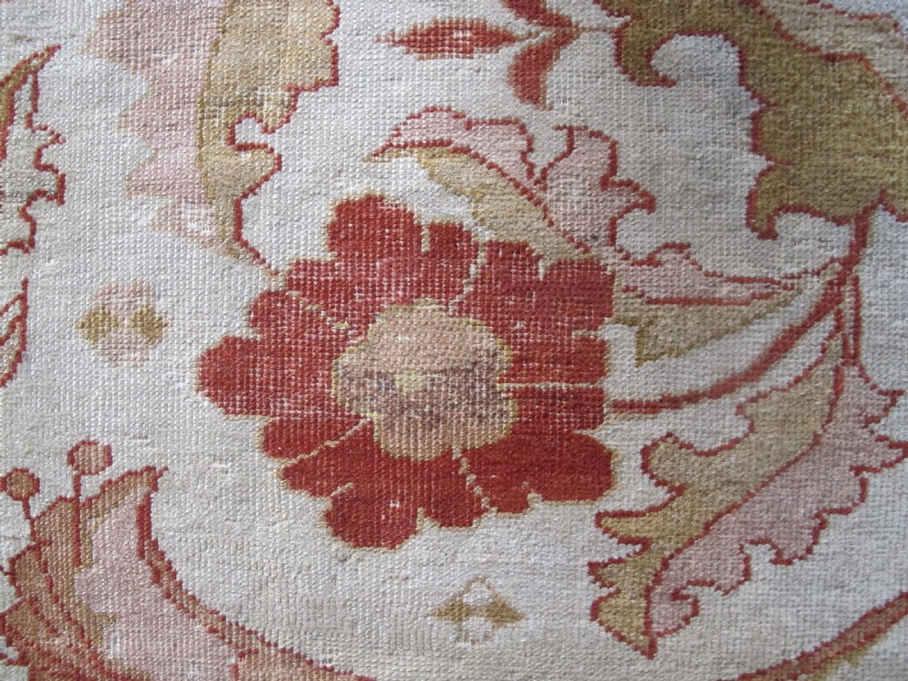 Antique 'Ziegler' Rug 1.50m x 1.15m  View V