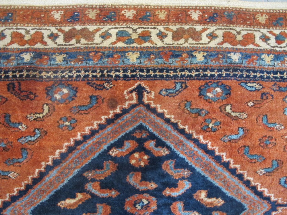 Fine Persian Hamadan Rug, Circa 1900, 2.00m x 1.36m View VI