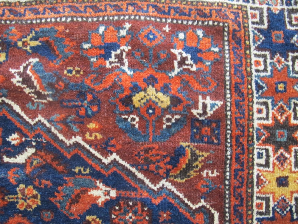 Very Pretty Persian Shiraz Rug 1.64m x 1.18m View V