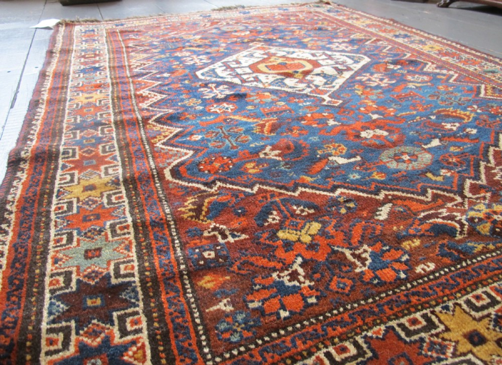 Very Pretty Persian Shiraz Rug 1.64m x 1.18m View IX