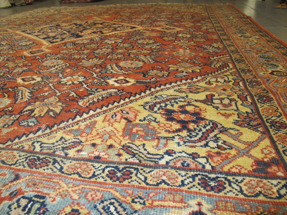 Antique Persian Mahal Carpet, circa 1880, 3.17m x 2.54m View II