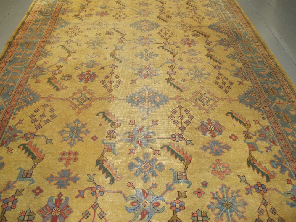 Pale Oushak Carpet, Western Anatolia, circa 1890, 4.08m x 2.40m View III