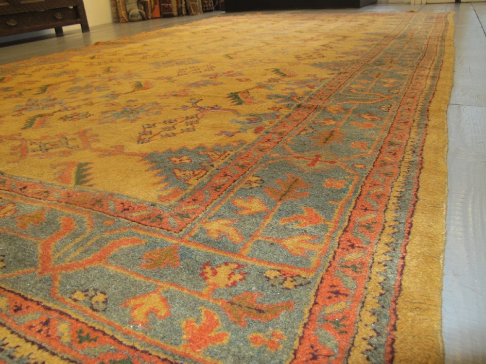 Pale Oushak Carpet, Western Anatolia, circa 1890, 4.08m x 2.40m View IX