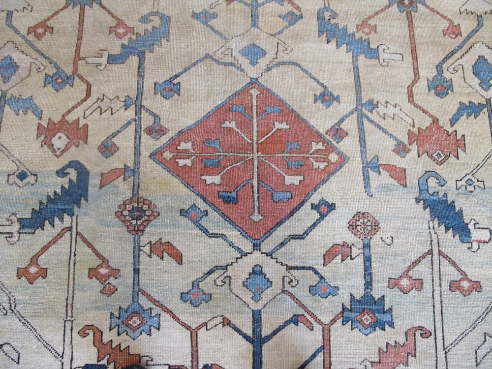 Antique Serapi Carpet, North-West Persia, Circa 1870, 3.88m x 2.87m View VII