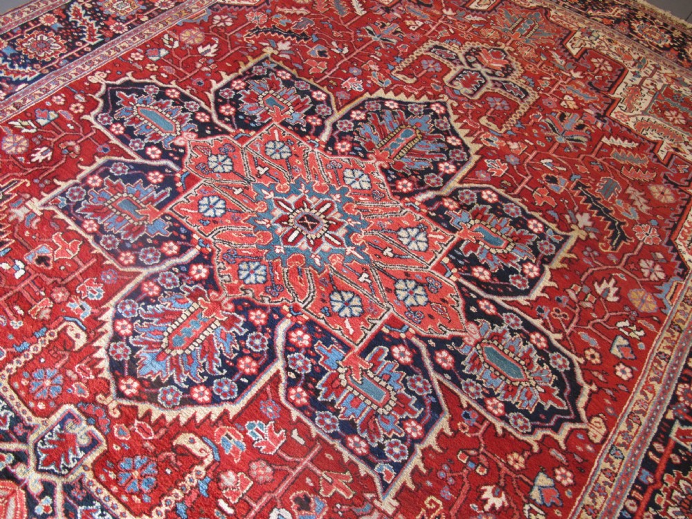 Very Handsome Heriz Carpet, Circa 1900, 3.80m x 3.00m View X