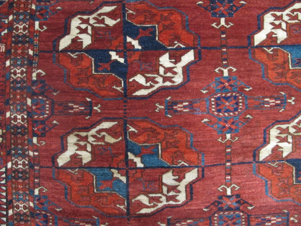Exceptional Tekke Main Carpet, Central Asia, Circa 1850, 2.54m x 2.06m View X