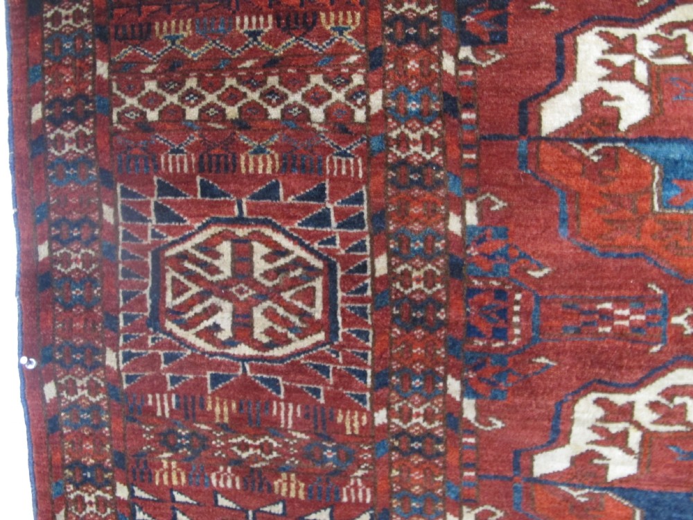Exceptional Tekke Main Carpet, Central Asia, Circa 1850, 2.54m x 2.06m View XI