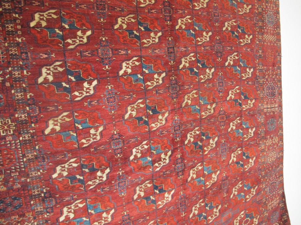 Exceptional Tekke Main Carpet, Central Asia, Circa 1850, 2.54m x 2.06m View XII