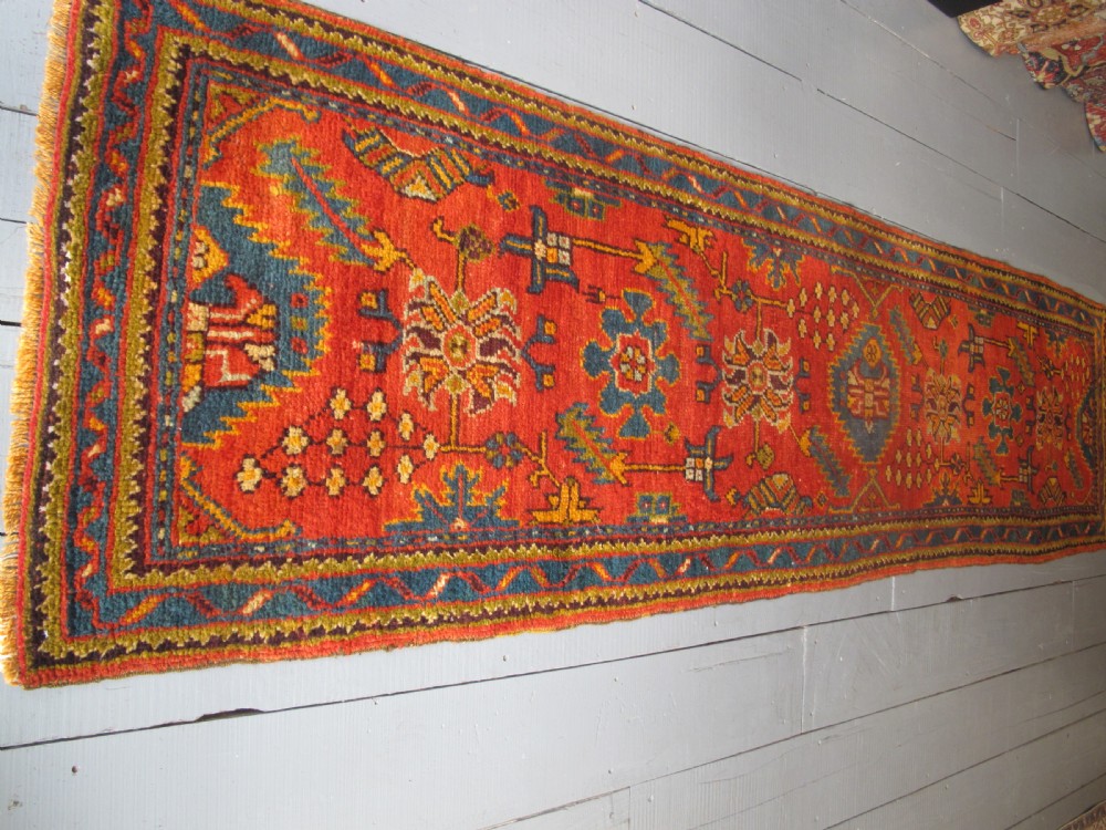 Oushak Runner, Western Turkey, circa 1890, 3.50m x 0.89 (10'6
