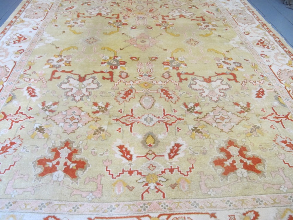 Antique Oushak Wool Carpet, 3.91m x 2.92m (11'10