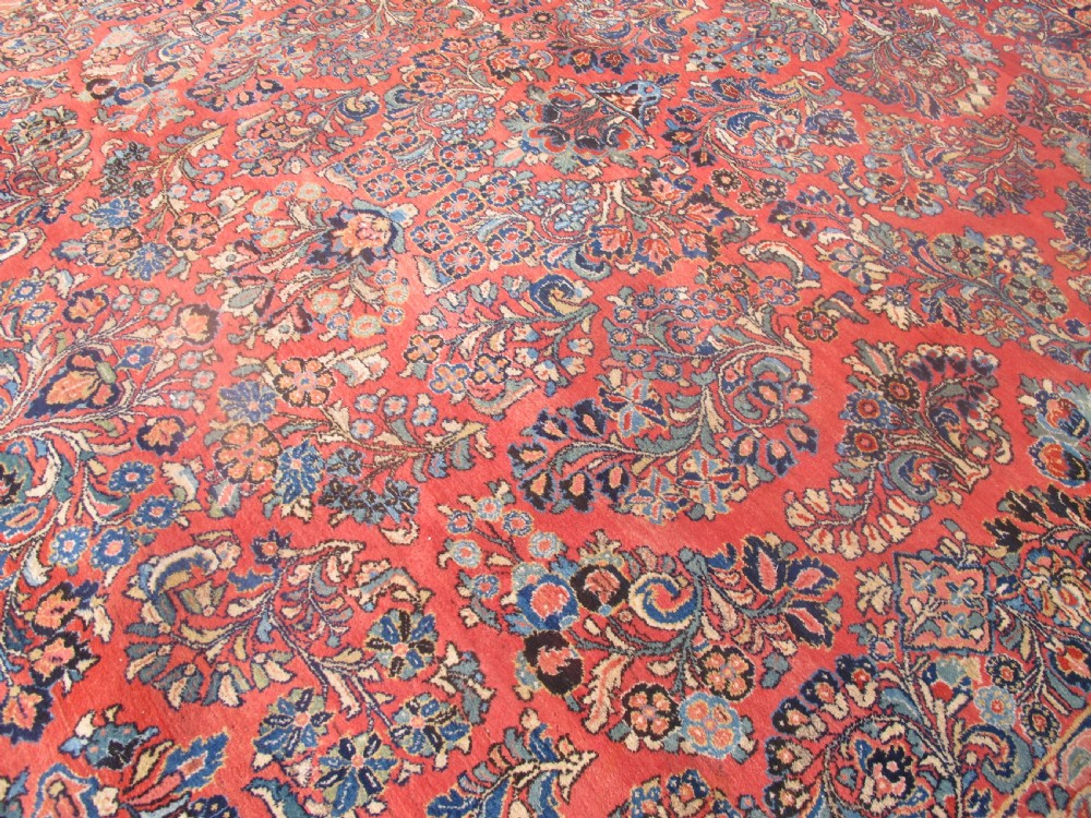 Palace Size Persian Carpet from the Early 20th century, 5.50m x 3.60m (17'10