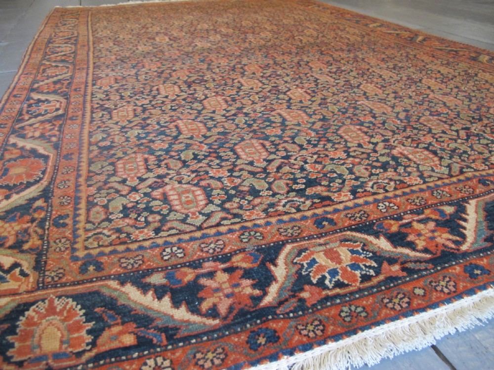 Fine West Persian Rug, Circa 1900, 2.06m x 1.30m (82' x 50') View X