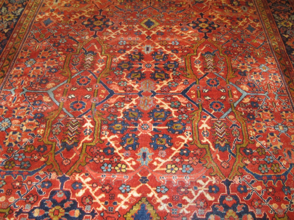 Persian Mahal Carpet, Circa 1900, 3.67m x 2.72m (12' x 9') View V