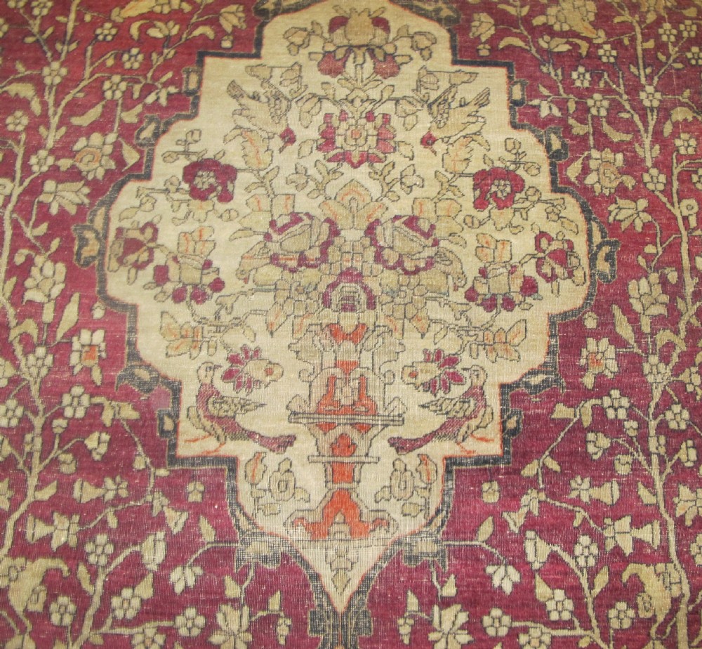 Fine Isfahan Rug, Central Persia, Circa 1890, 1.94m x 1.35m (6'4 x 4'4) View III