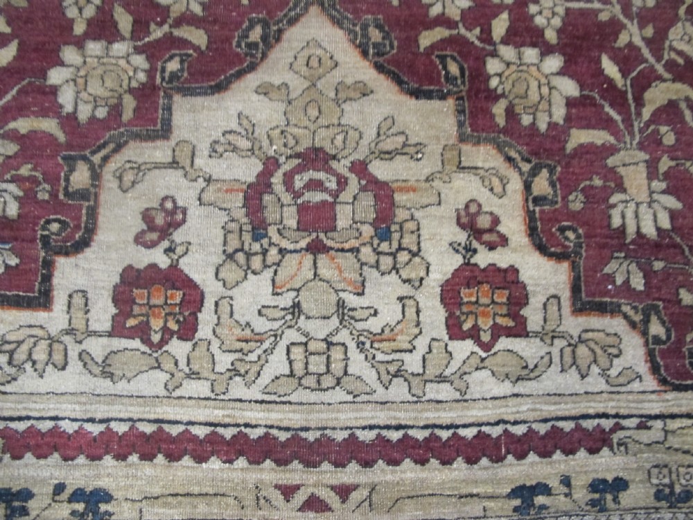 Fine Isfahan Rug, Central Persia, Circa 1890, 1.94m x 1.35m (6'4 x 4'4) View VI