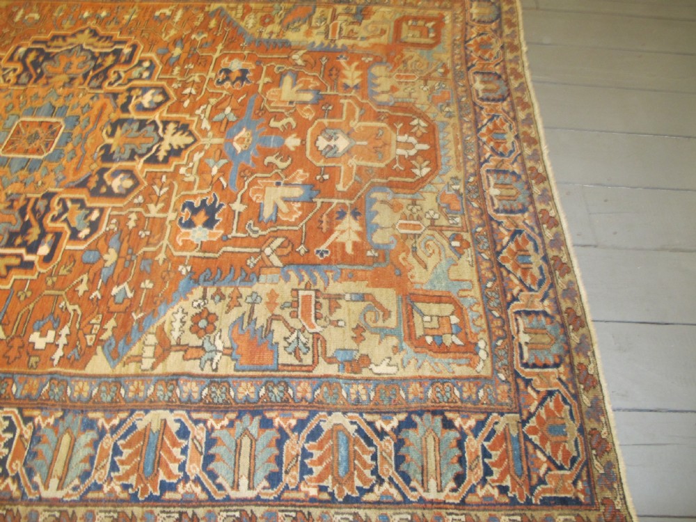 Heriz Carpet, North-West Persia, circa 1890, 3.30m x 2.47m View IX