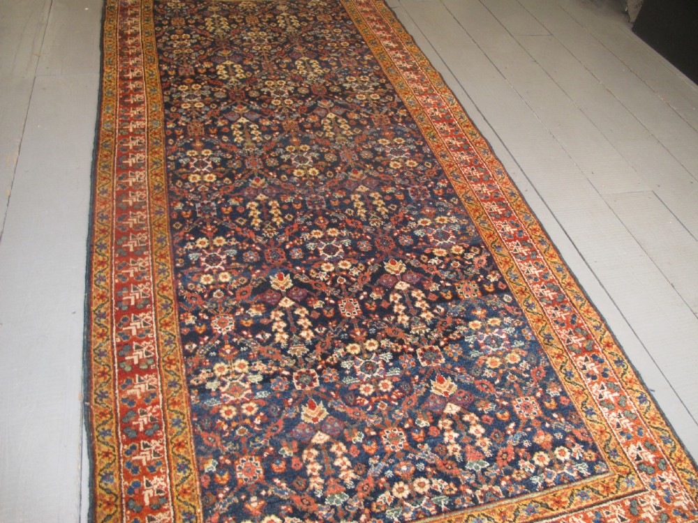 Mahal Long Rug, West Persia, Circa 1890, 3.10m x 1.44m View VIII