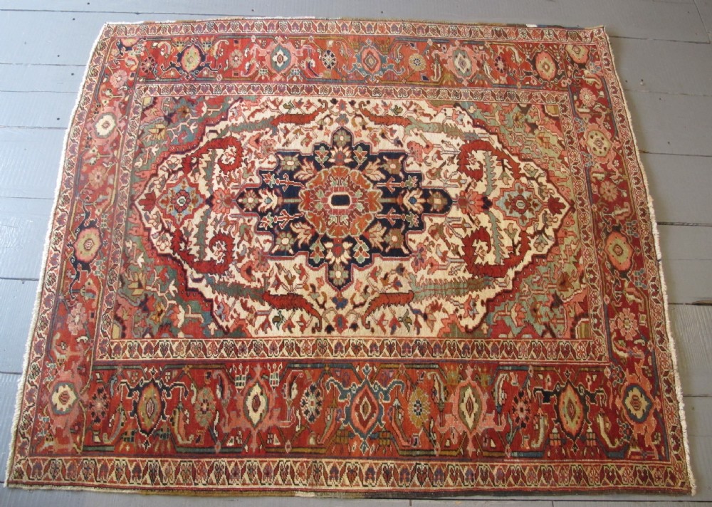 Fine Serapi Rug, Circa 1880, 1.68m x 1.56m View IX