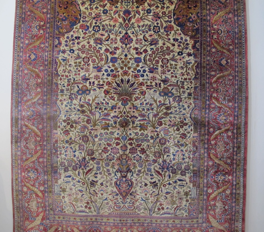 Very Fine Silk Kashan Rug, Persia, Early 20th cent. 2.06m x 1.33m View II