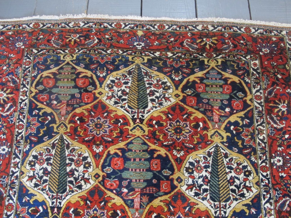 Bakhtiari Rug, Persia, Circa 1890, 2.18m x 1.40m View VII