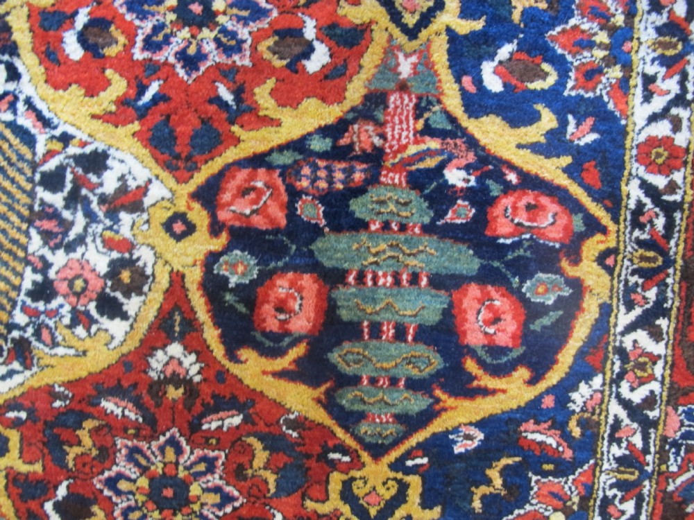 Bakhtiari Rug, Persia, Circa 1890, 2.18m x 1.40m View XI