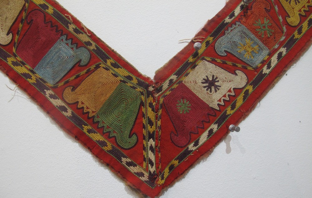 Lakai Embroidery, Uzbekistan, Late 19th century, 99cm x 61cm View II