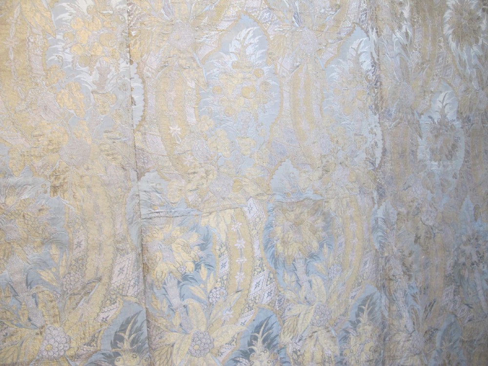 Silk and metal Thread Brocaded Panel, Probably France, 18th Century, 2.10m x 1.90m View VII