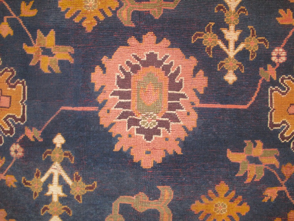 Oushak Carpet, Western Anatolia, Late 19th century, 3.46m x 2.72m View X