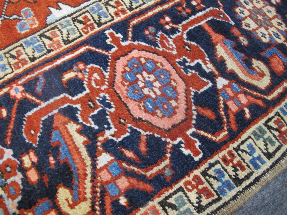 Colourful Heriz Carpet, Circa 1890, 3.25m x 2.40m View IV