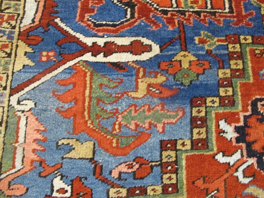 Colourful Heriz Carpet, Circa 1890, 3.25m x 2.40m View IX
