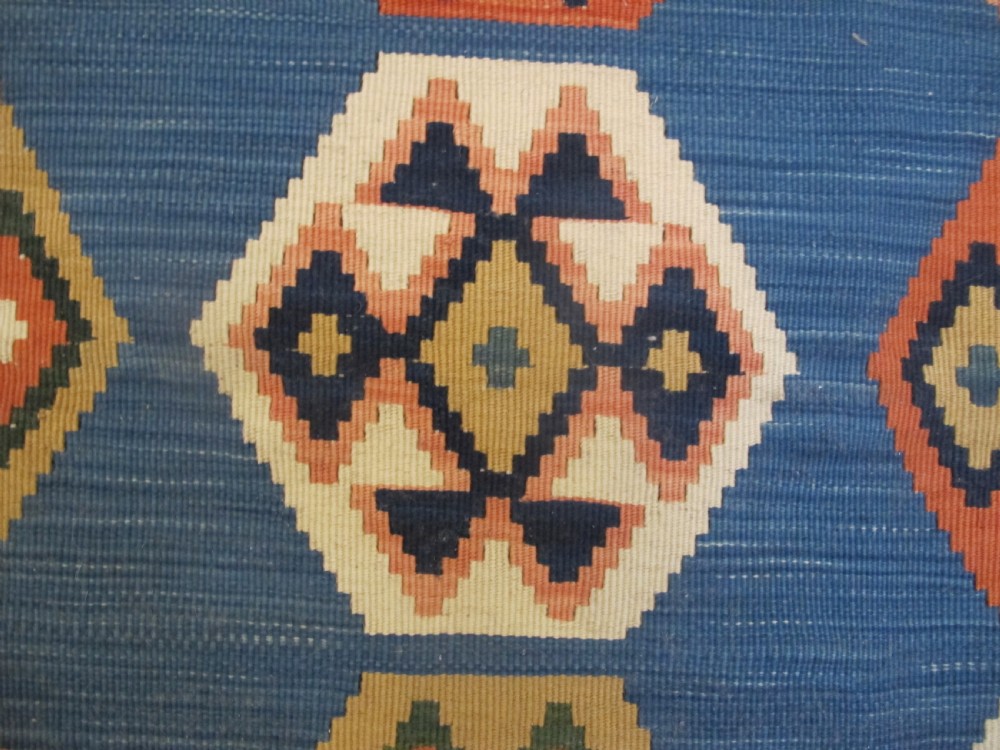 Fine Qashqai Kilim, Persia, circa 1910, 2.54m x 1.62m View VI