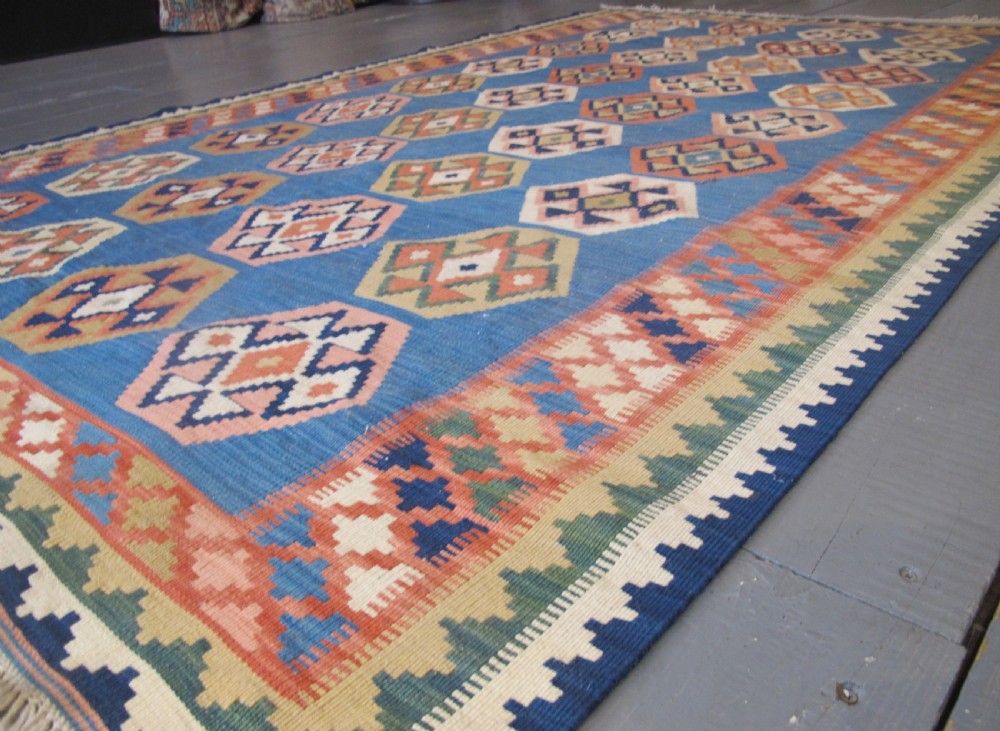 Fine Qashqai Kilim, Persia, circa 1910, 2.54m x 1.62m View VII